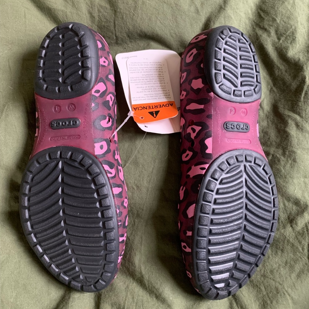 SOLD Sweet Leopard Crocs! W4 or GIRLS4 new with tags